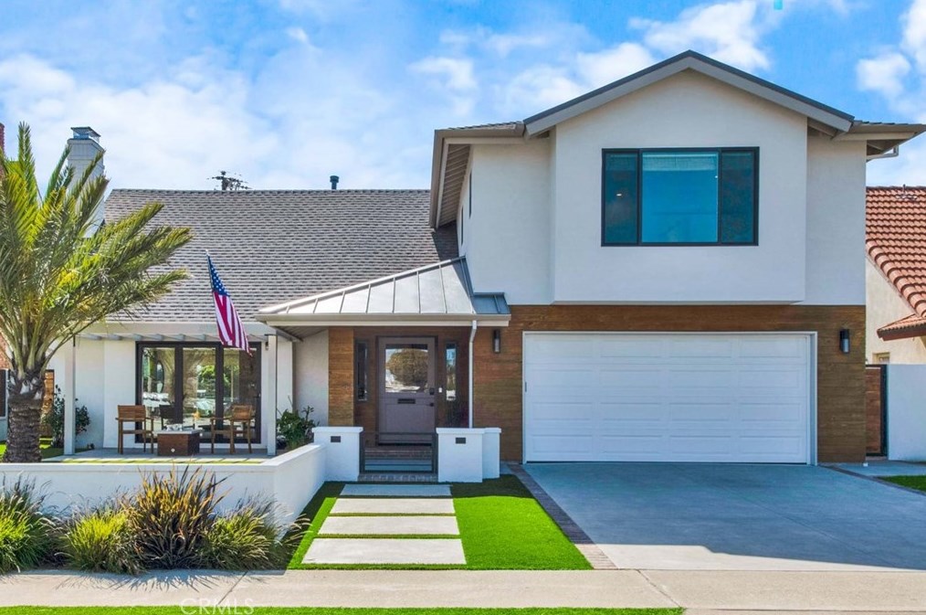 21921 Starfire Ln, Huntington Beach, CA 92646-7911