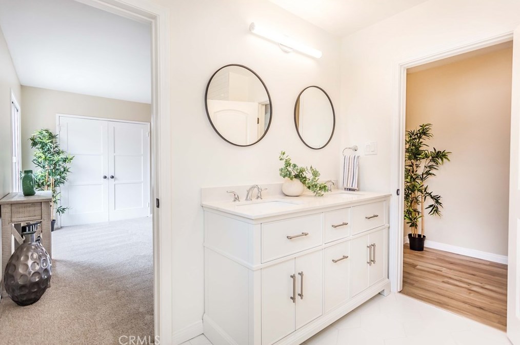 14722 Disney Ave, Norwalk CA  90650-5038 exterior