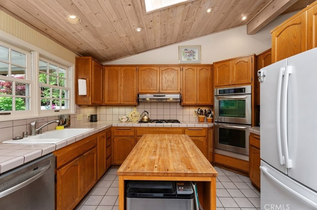 1224 Orange Grv Ave, Orange CA 92867-7027 exterior