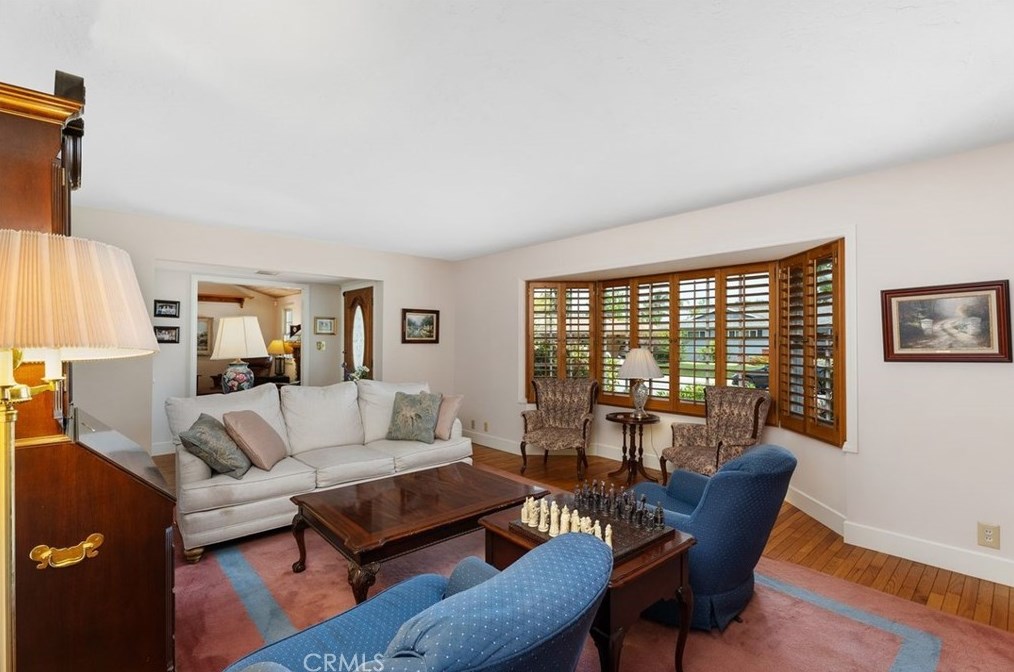 1224 Orange Grv Ave, Orange CA 92867-7027 exterior