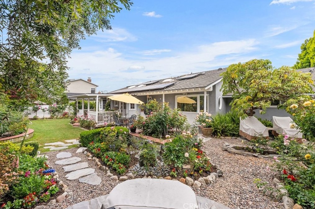 1224 Orange Grv Ave, Orange CA 92867-7027 exterior