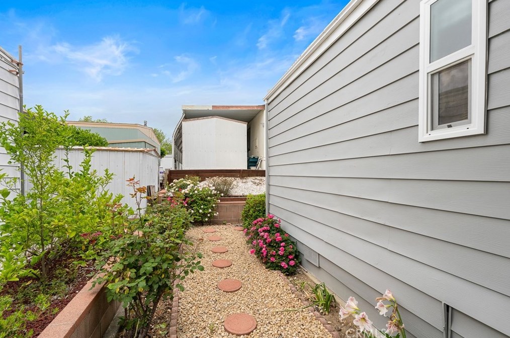 1001 W Lambert Rd #253, La Habra, CA 90631