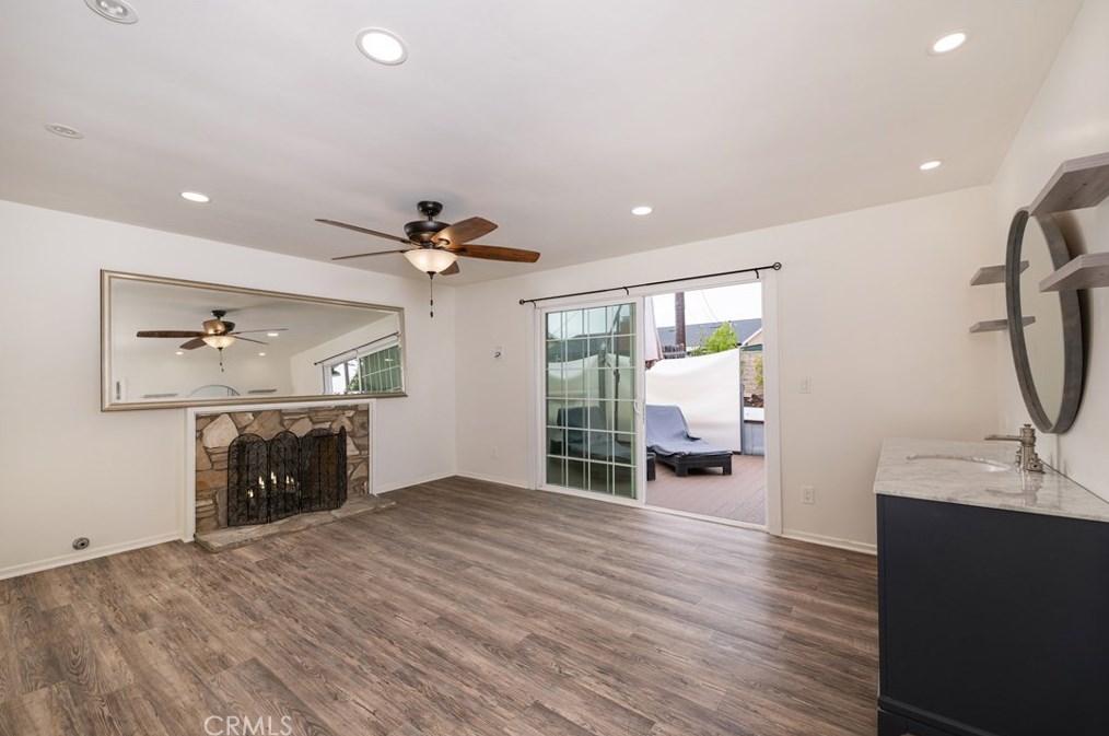 15757 Creswick Dr, La Mirada CA  90638-1504 exterior