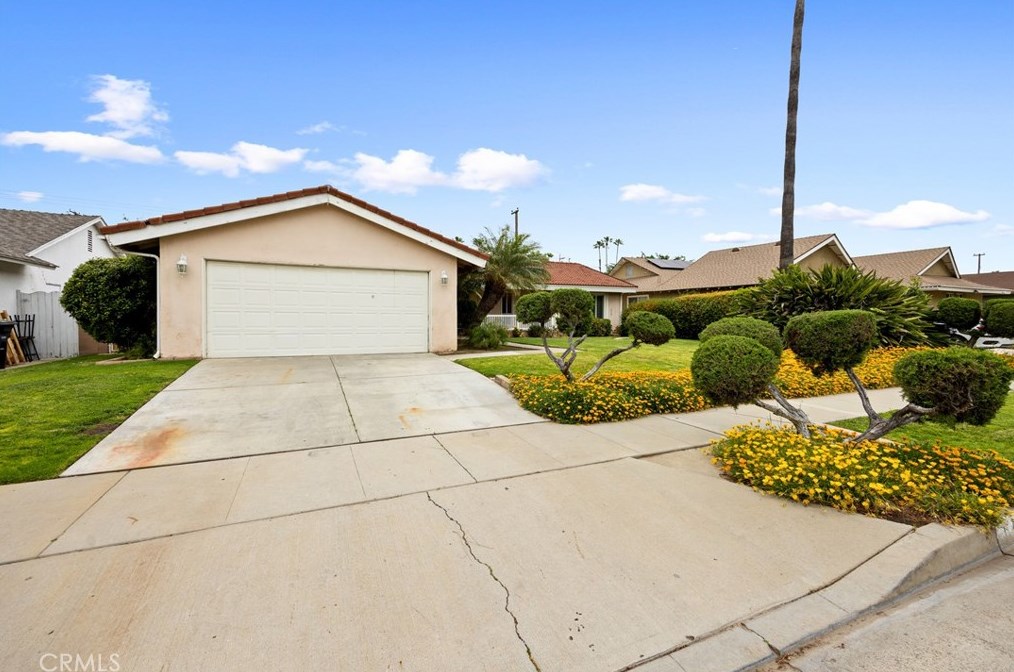 317 E Dunton Ave, Orange, CA 92865