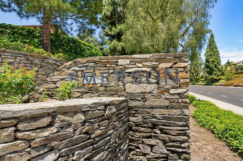 10472 Yosemite Way, Tustin, CA 92782-1471