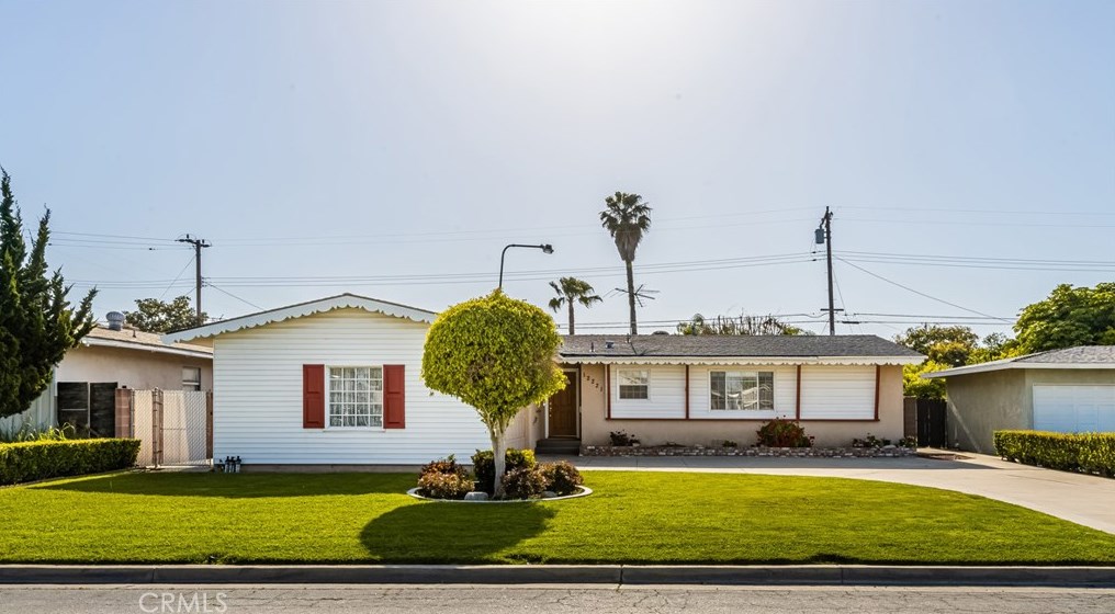 12221 Movius Dr, Garden Grove, CA 92840