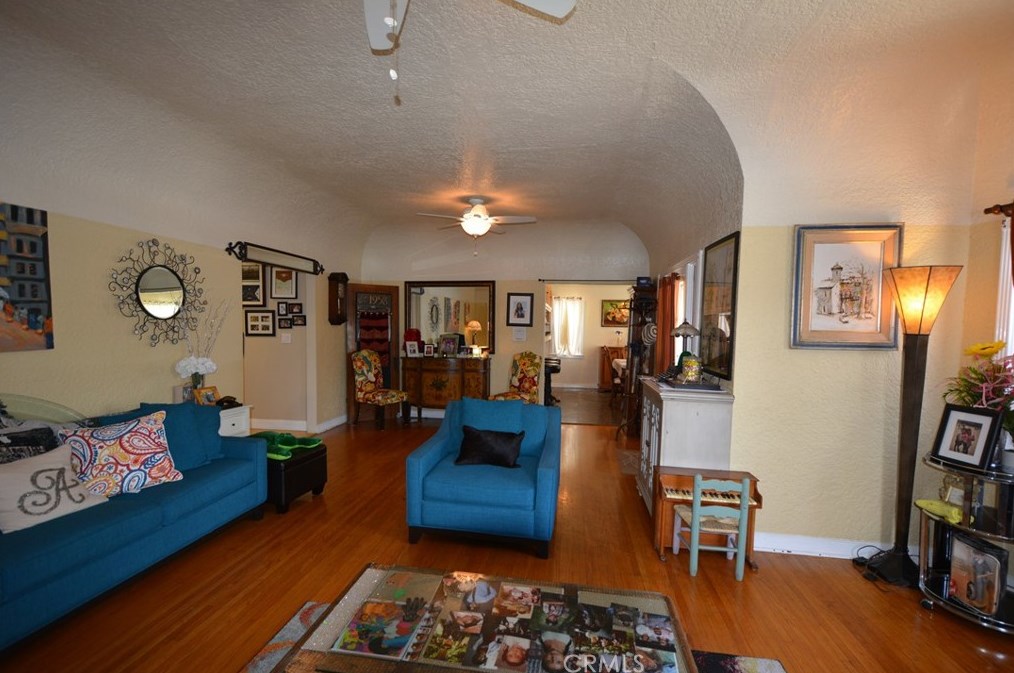 5116 Longfellow St, Los Angeles CA  90042-4522 exterior