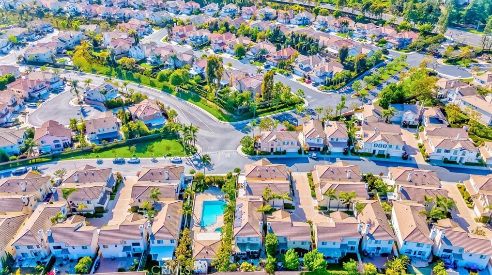 13616 Greenoak Ct, La Mirada CA  90638-6536 exterior