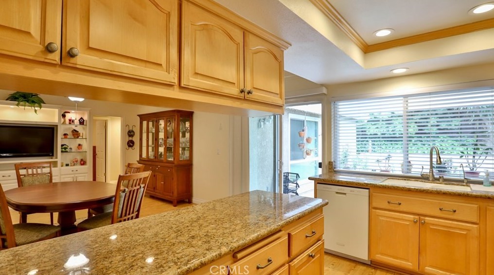 13732 Typee Way, Irvine CA  92620-3272 exterior