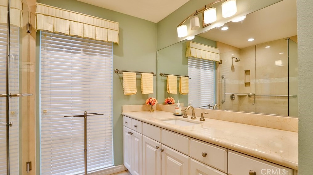 13732 Typee Way, Irvine CA  92620-3272 exterior