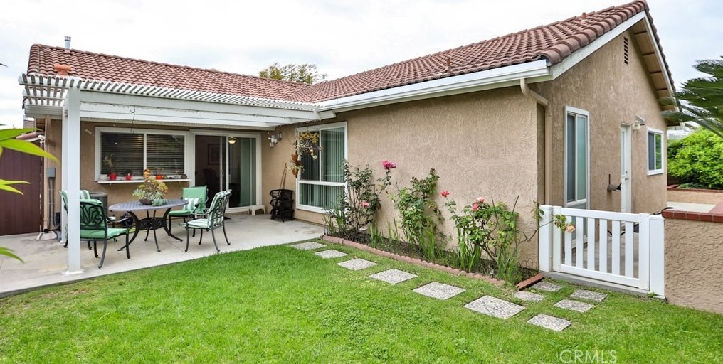 13732 Typee Way, Irvine CA  92620-3272 exterior