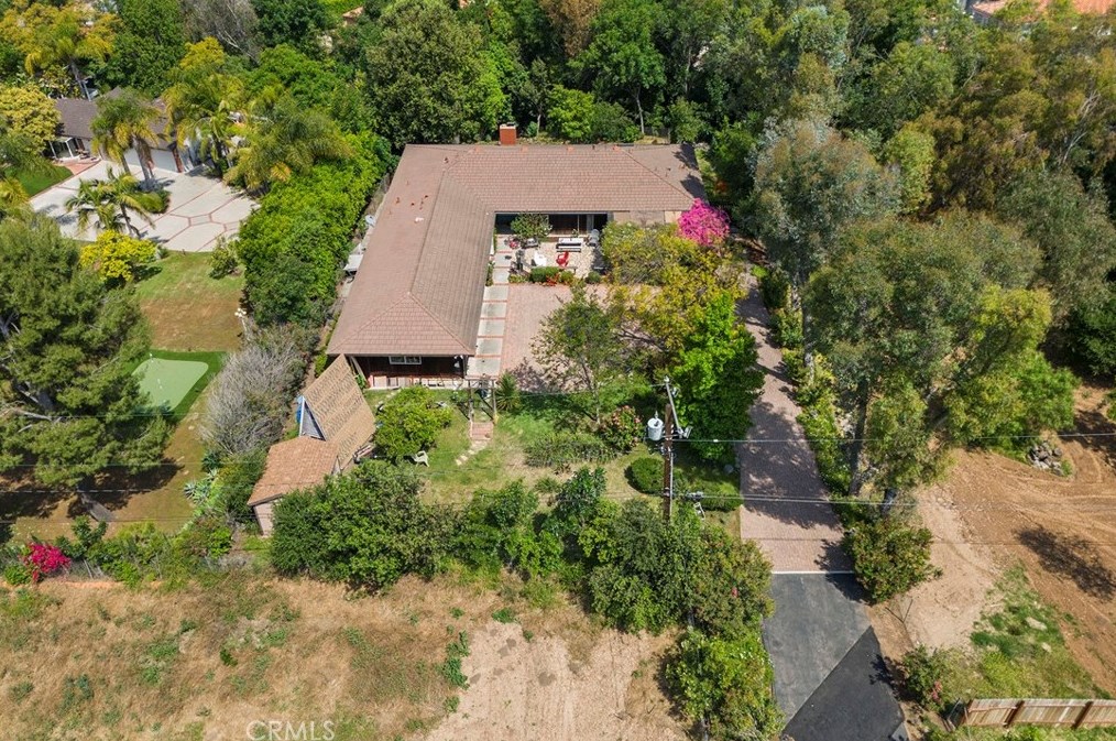 1201 Valencia Mesa Dr, Fullerton CA 92833-2219 exterior