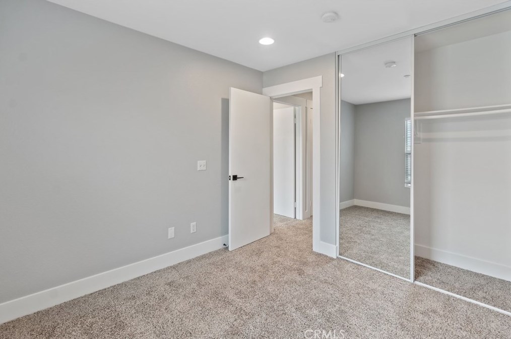 489 Hummingbird Dr, Brea CA 92823-1015 exterior