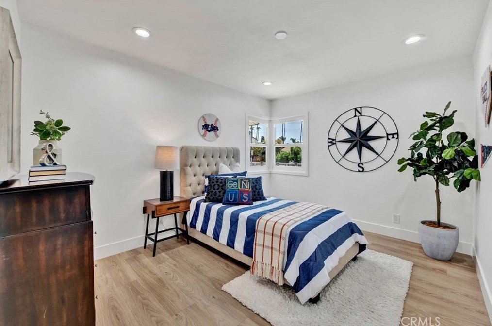 1345 Margate Pl, Anaheim CA  92805-6028 exterior