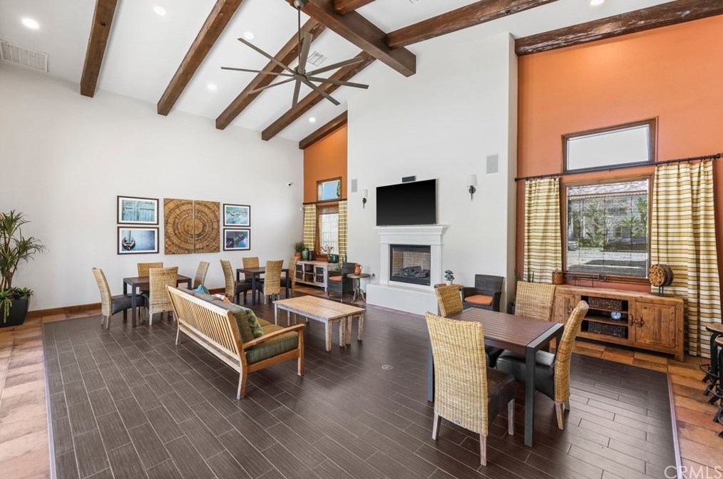 572 Melrose St, Anaheim CA  92805-4710 exterior