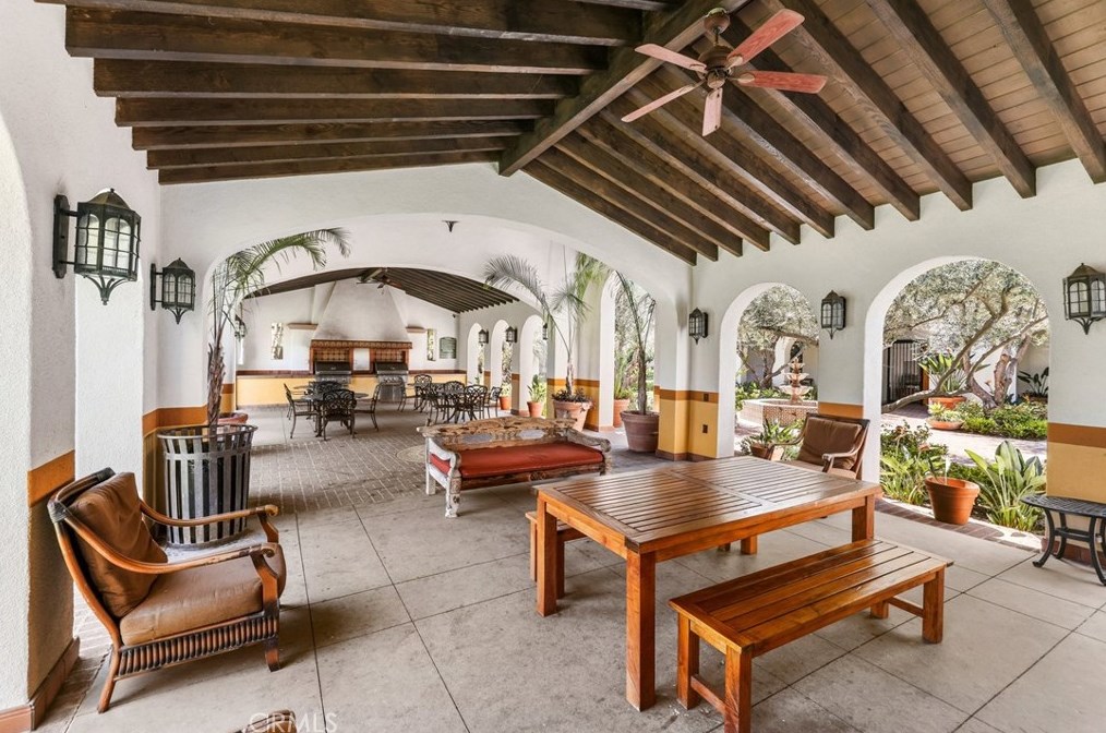 572 Melrose St, Anaheim CA  92805-4710 exterior