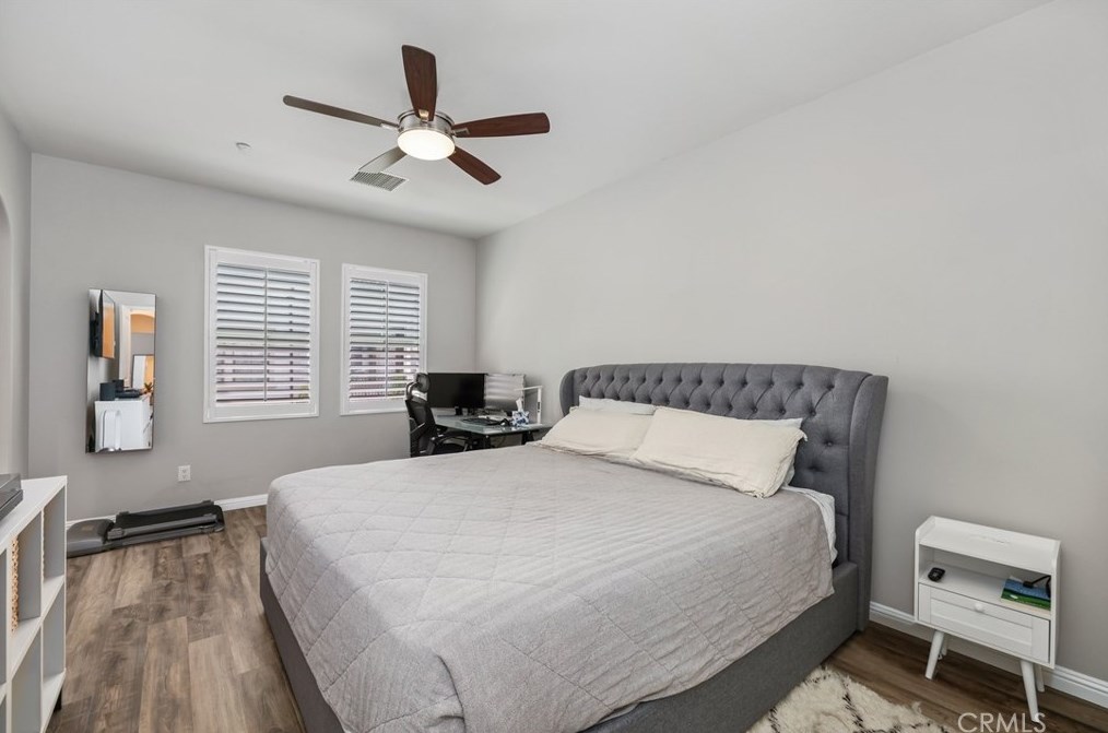 572 Melrose St, Anaheim CA  92805-4710 exterior