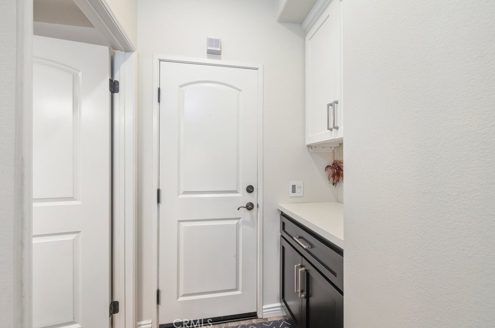 572 Melrose St, Anaheim CA  92805-4710 exterior