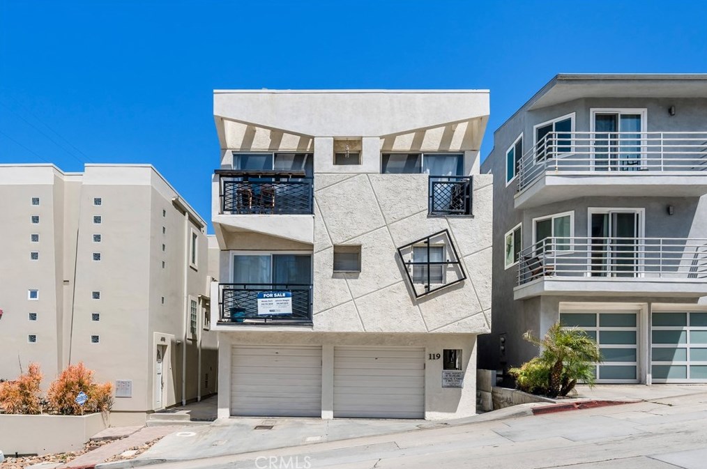 119 40th St, Manhattan Beach, CA 90266