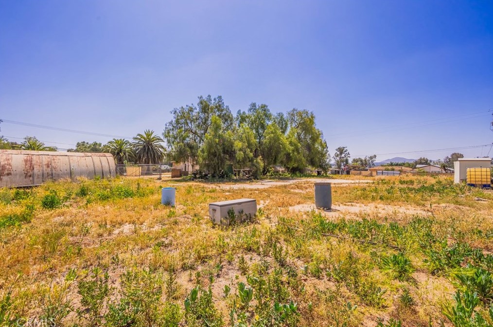 18395 Alexander St, Perris CA 92570-8454 exterior