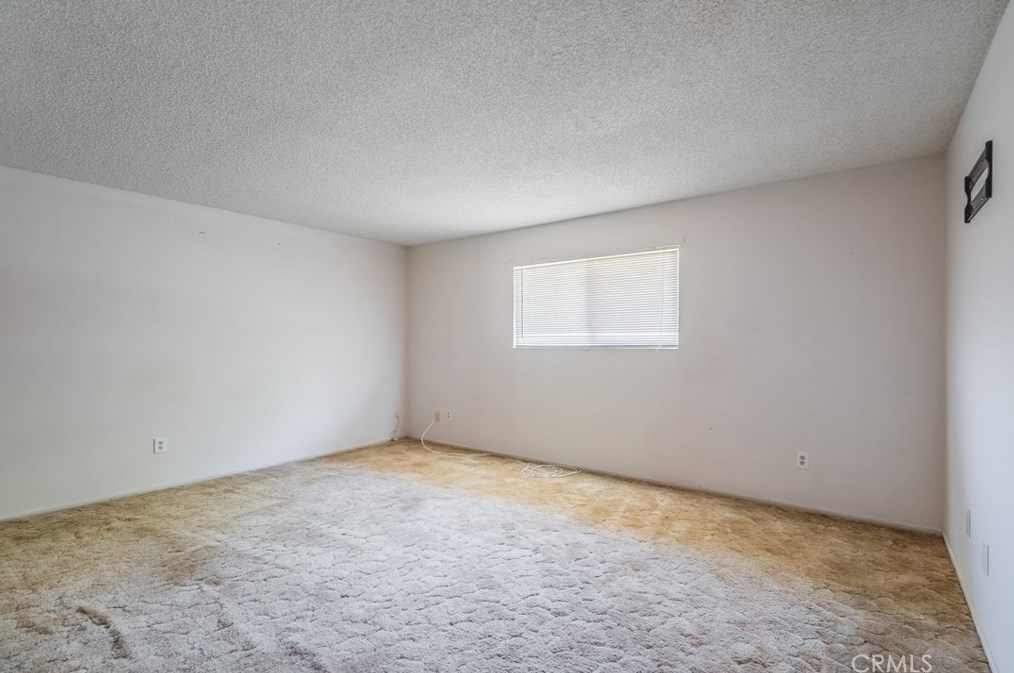 18395 Alexander St, Perris CA 92570-8454 exterior