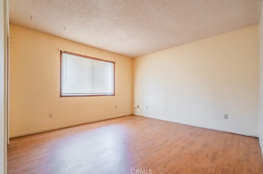 18395 Alexander St, Perris CA 92570-8454 exterior