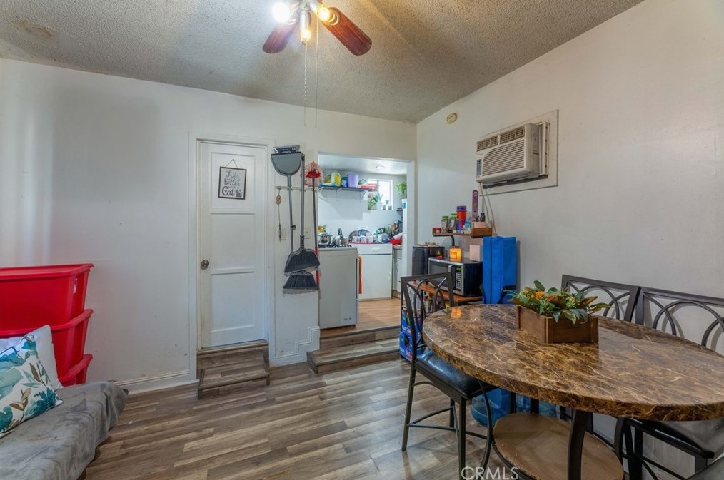 414 Emily St, Anaheim CA  92805-4734 exterior