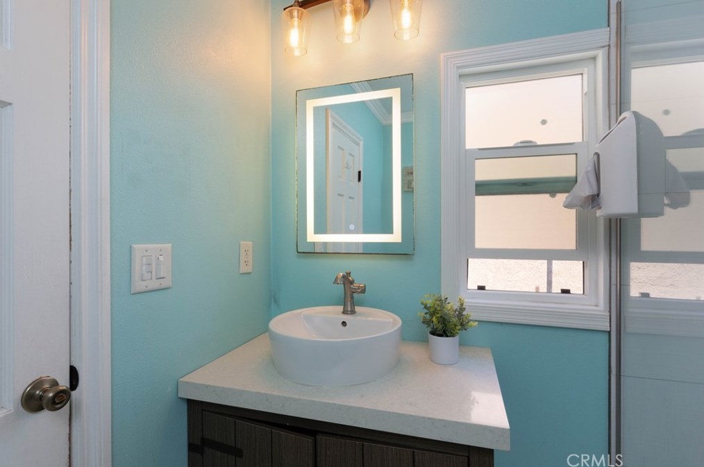 414 Emily St, Anaheim CA  92805-4734 exterior