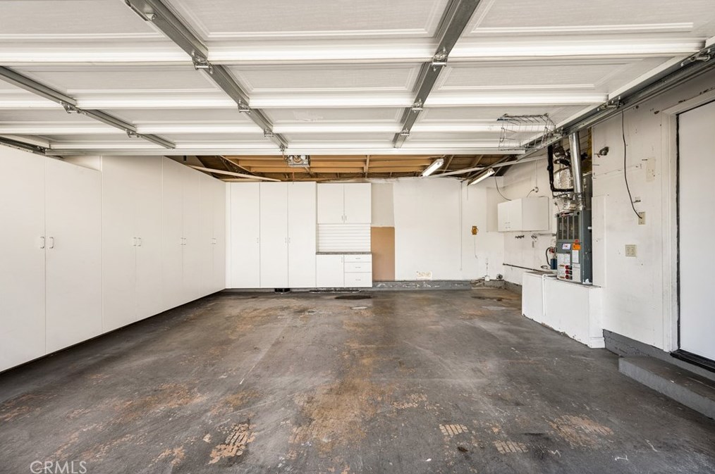 2100 Wellington Ave, Santa Ana CA 92701-3183 exterior