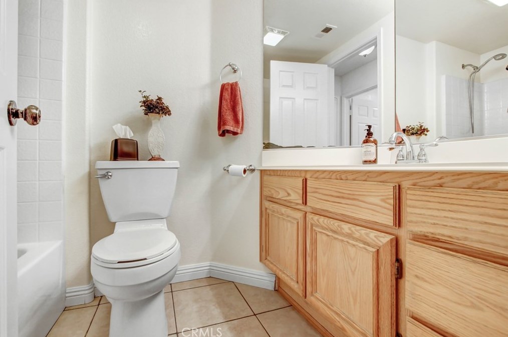 8900 Greenlawn St, Riverside CA  92508-2507 exterior