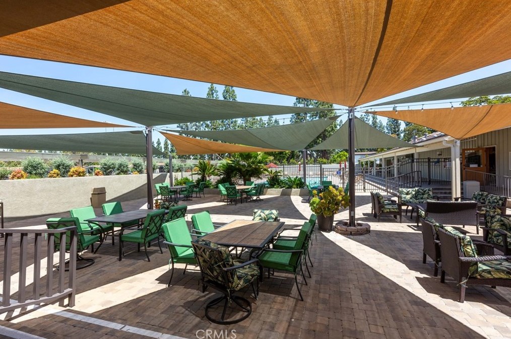 5200 Irvine Blvd, Irvine CA  92620-2013 exterior