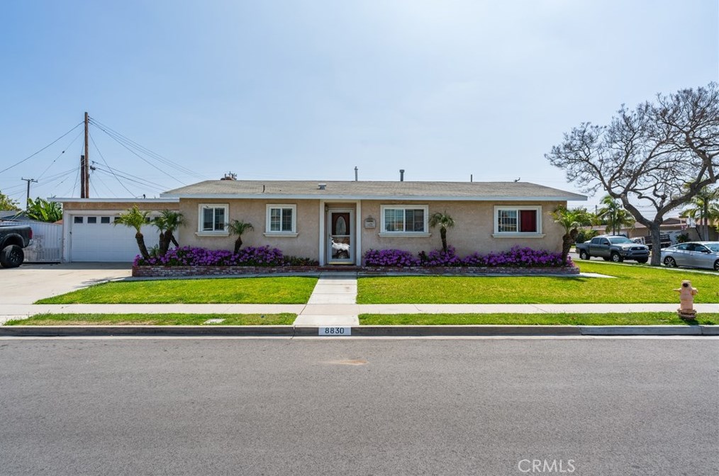 8830 Jefferson Dr, Buena Park, CA 90620-4105