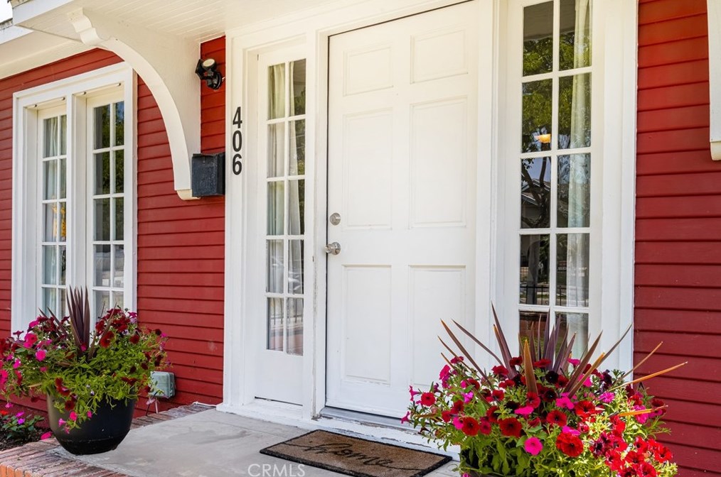 406 Washington Ave, Santa Ana CA  92701-3755 exterior