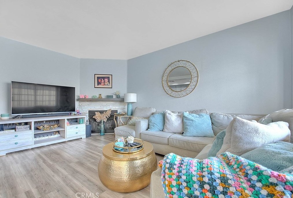 8531 Park St, Bellflower, CA 90706-8806