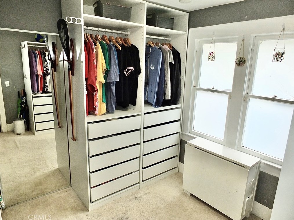 742 Toledo Walk, Long Beach CA  90813-4915 exterior