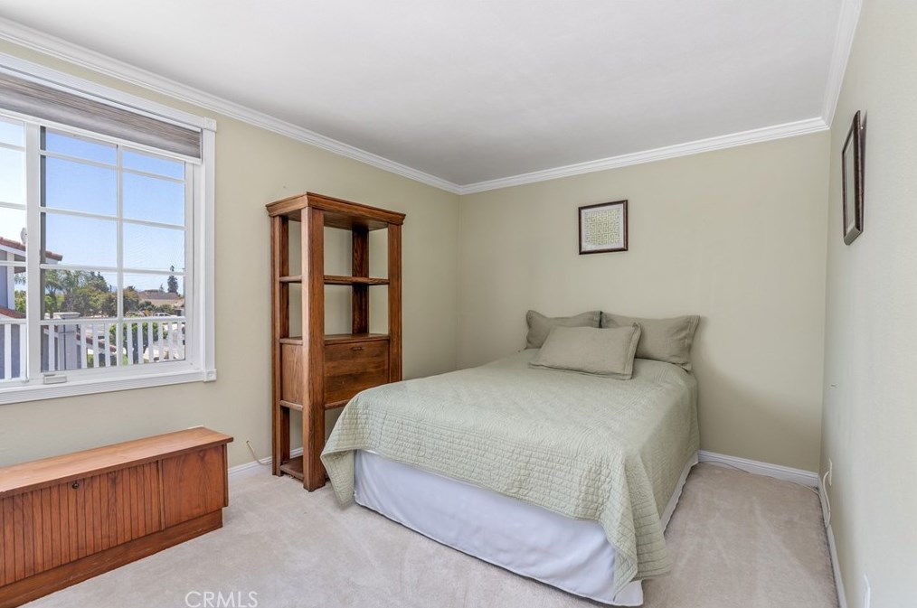 2437 Sandpiper Pl, Ontario CA  91761-6249 exterior