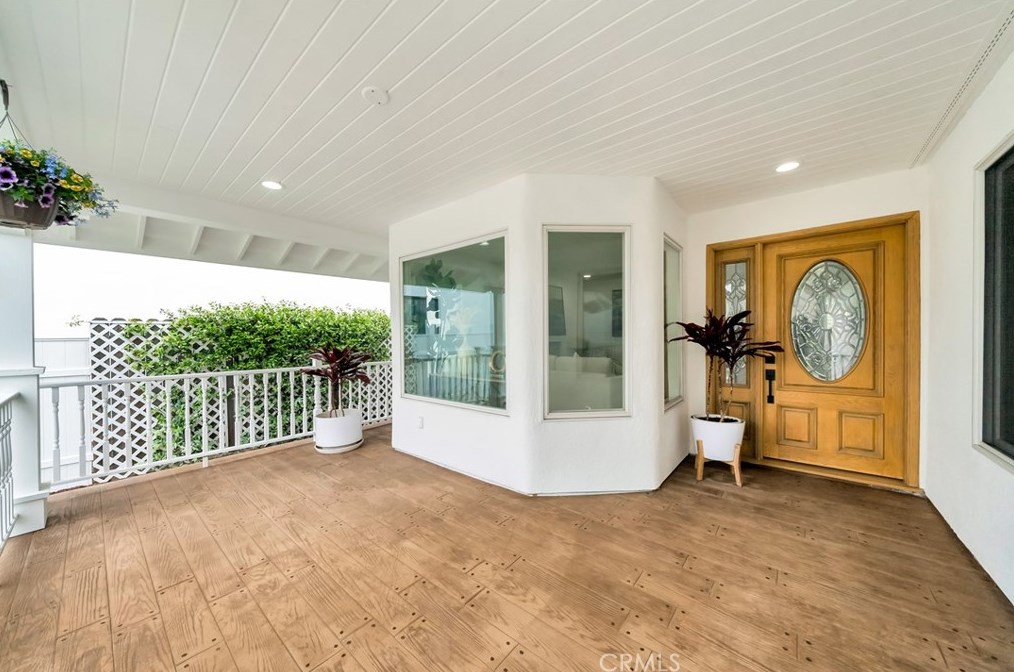 4831 Redbluff Cir, Irvine CA  92604-2475 exterior