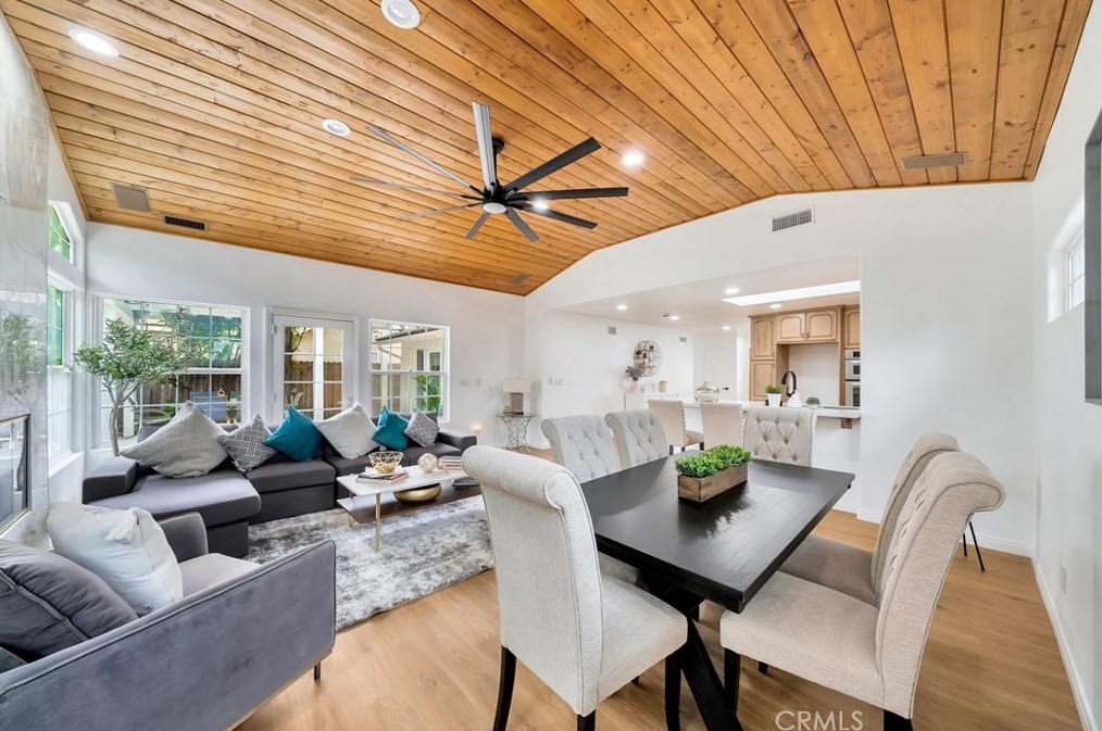 4831 Redbluff Cir, Irvine CA  92604-2475 exterior