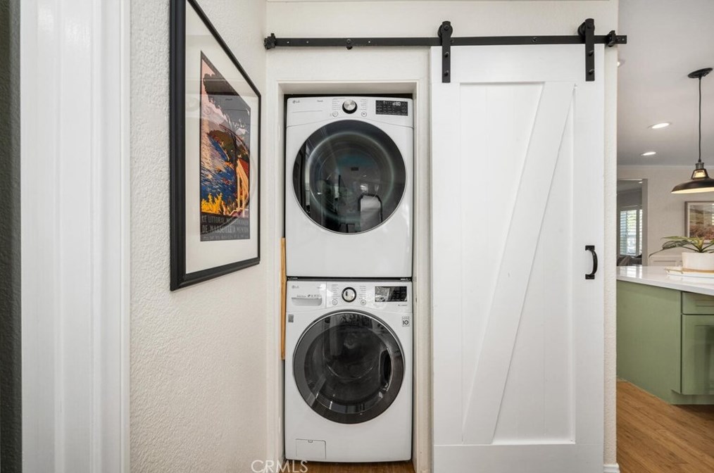 4924 Ferro St, Long Beach CA  90815-2738 exterior