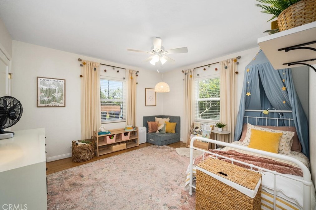 4924 Ferro St, Long Beach CA  90815-2738 exterior