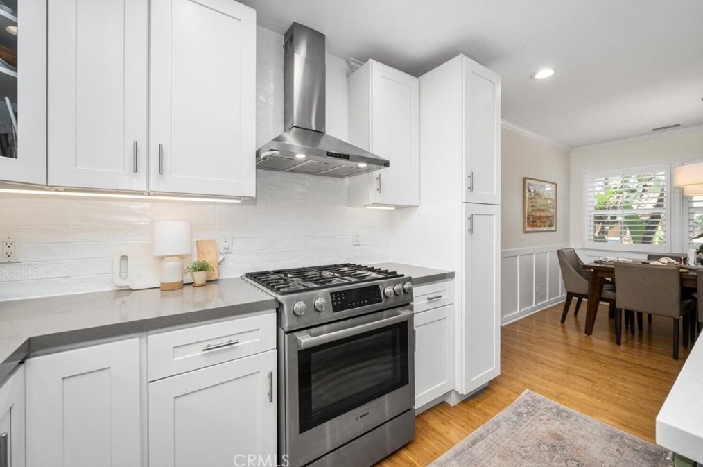 4924 Ferro St, Long Beach CA  90815-2738 exterior