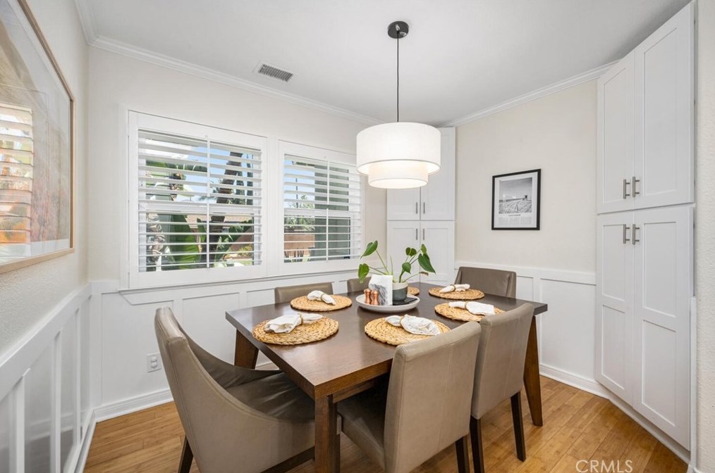 4924 Ferro St, Long Beach CA  90815-2738 exterior