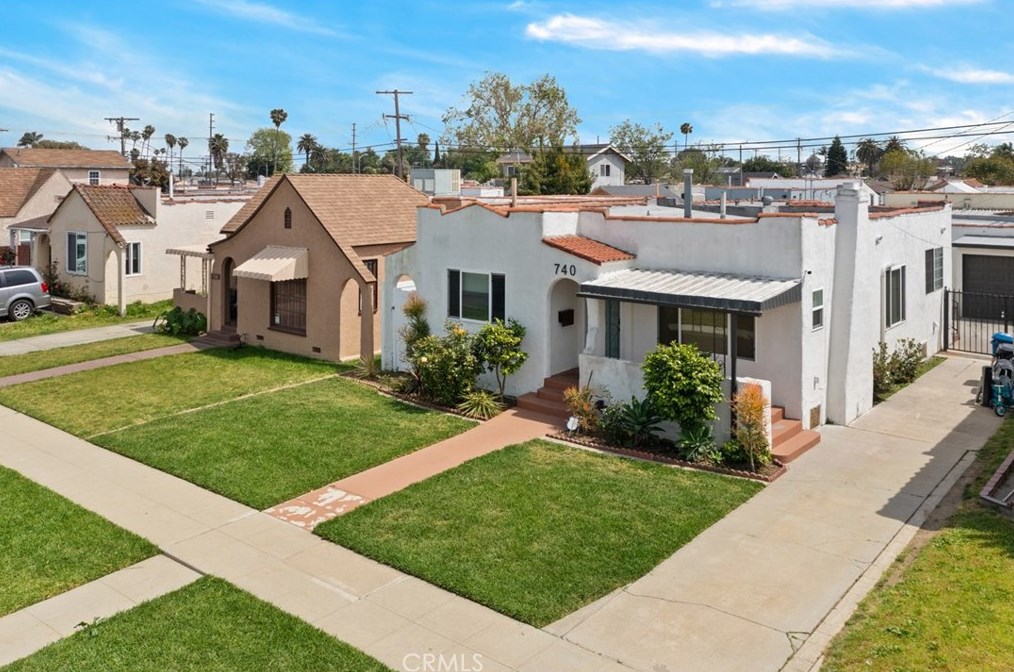 740 103rd St, Los Angeles, CA 90002-3242