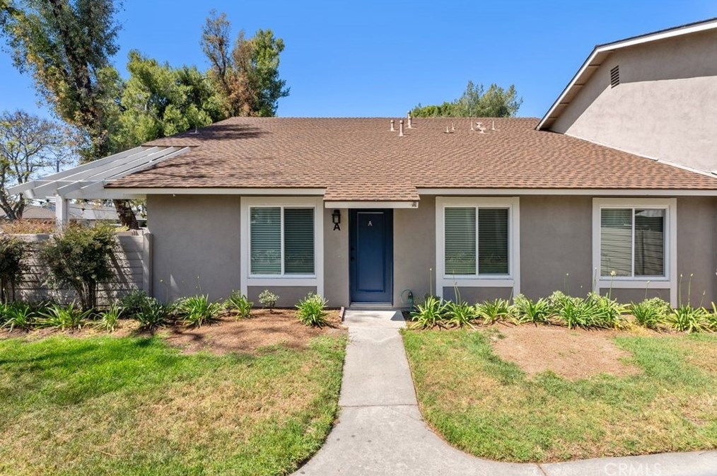 1726 Oak Knoll Dr, Anaheim, CA 92807-1319