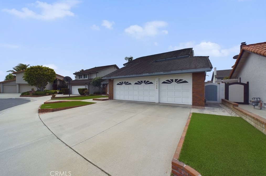 4566 Wellington Ct, Cypress, CA 90630