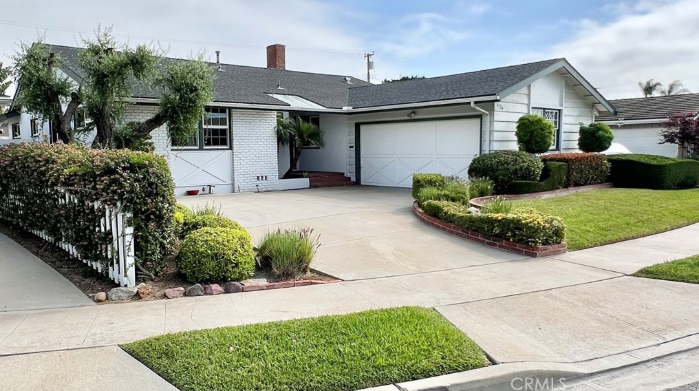 6324 Eliot St, Long Beach, CA 90803-2204