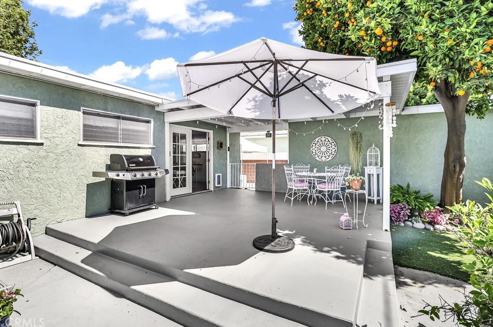 2929 Petaluma Ave, Long Beach CA  90815-1616 exterior