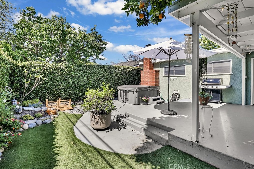 2929 Petaluma Ave, Long Beach CA  90815-1616 exterior