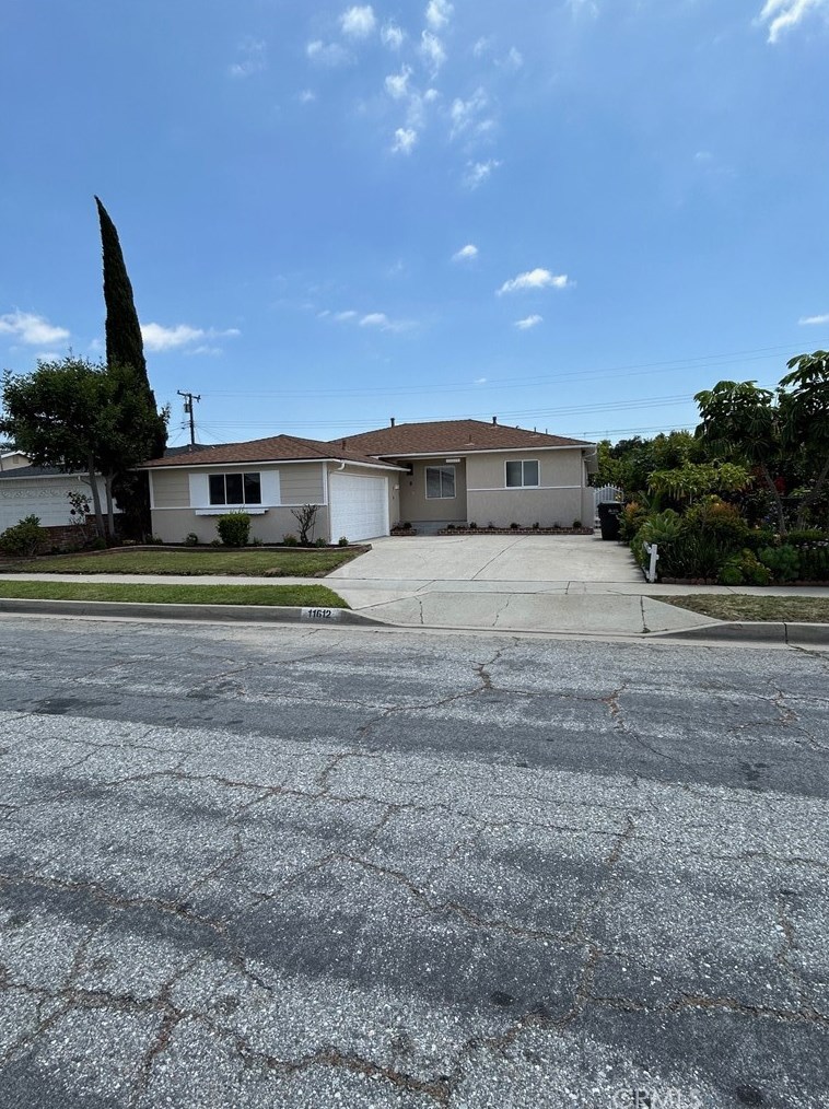11612 Faculty Dr, Norwalk, CA 90650-7020