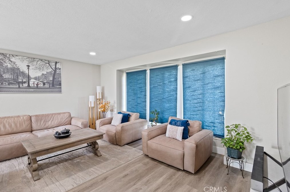 3181 Rome Ave, Anaheim CA  92804-3810 exterior